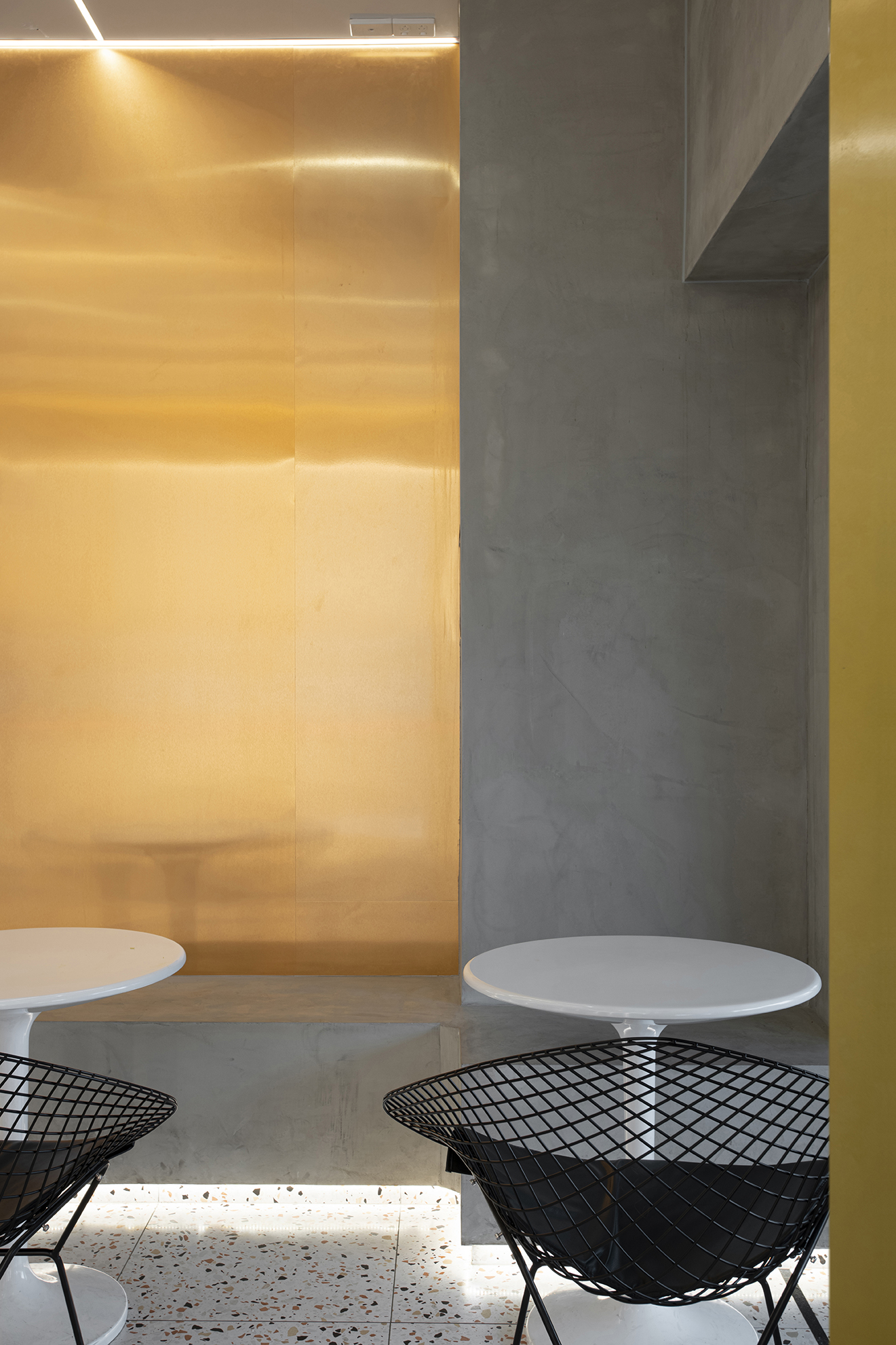 Jackpot Express – Buranda Village